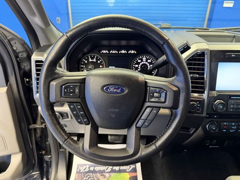 Used 2015 Ford F150 XLT w/ Equipment Group 302A Luxury AWD/4WD image 16