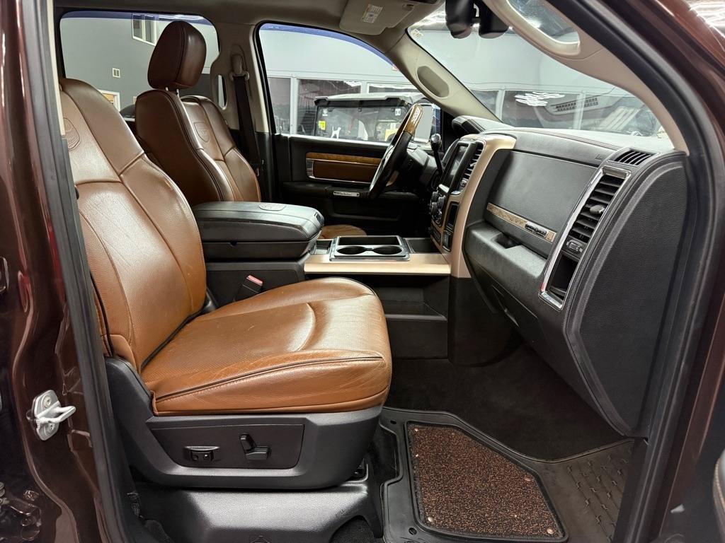 Used 2015 RAM 3500 Laramie Longhorn AWD/4WD image 11