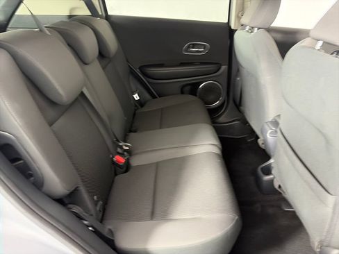 Used 2022 Honda HR-V EX image 28