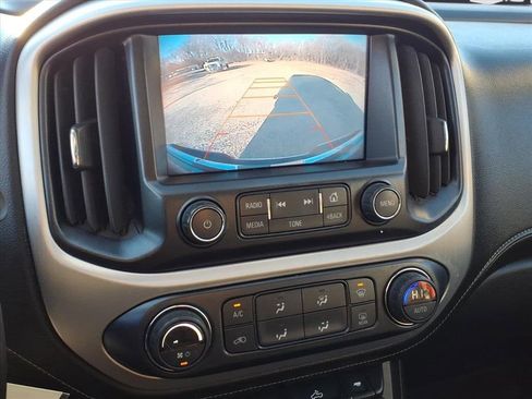 Used 2016 GMC Canyon SLE w/ Nightfall Edition image 26