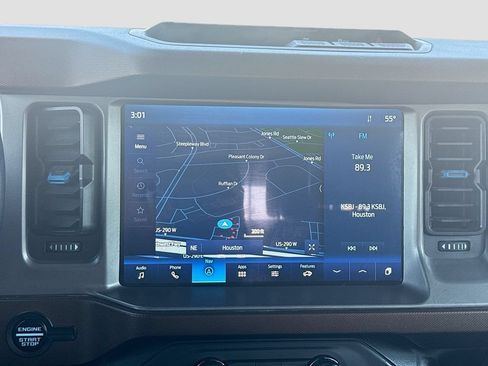 Used 2023 Ford Bronco Outer Banks AWD/4WD image 13