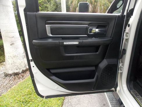 Used 2017 RAM 2500 Limited AWD/4WD image 23