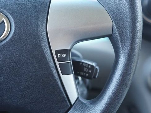 Used 2013 Toyota Highlander Plus FWD image 22