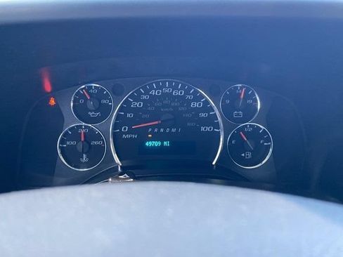 Used 2020 Chevrolet Express 3500 Extended w/ Driver Convenience Package RWD image 25