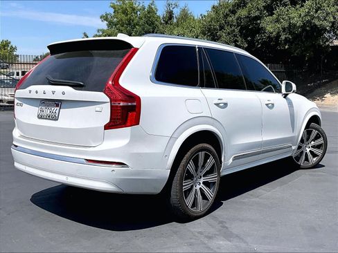 Used 2024 Volvo XC90 T8 Ultimate w/ Protection Package Premier AWD/4WD image 2