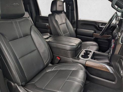 Used 2023 Chevrolet Silverado 2500 High Country w/ Z71 Off-Road Package image 22