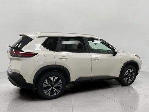 Used 2023 Nissan Rogue SV w/ SV Premium B Package AWD/4WD image 3