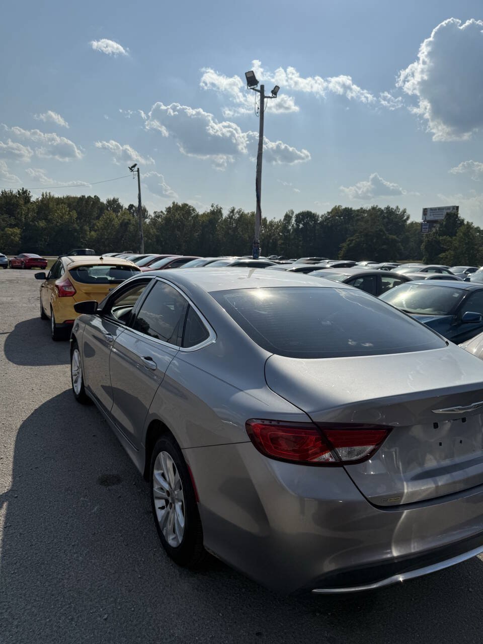 Used 2016 Chrysler 200 Limited FWD image 6