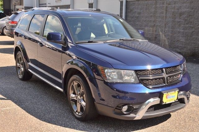 Used 2017 Dodge Journey Crossroad w/ Popular Equipment Group AWD/4WD image 2