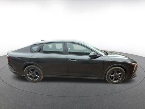 Used 2025 Kia K4 LXS image 18