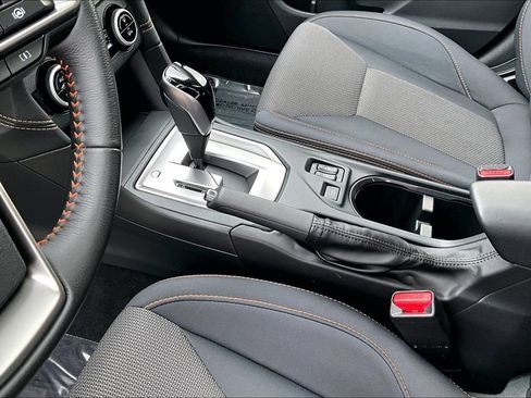 Used 2023 Subaru Crosstrek 2.0i Premium image 17