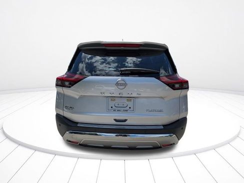 Used 2022 Nissan Rogue Platinum w/ Head-Up Display Package FWD image 5