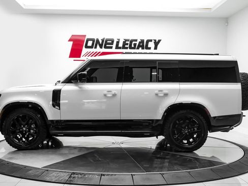 Used 2024 Land Rover Defender 130 Outbound AWD/4WD image 15