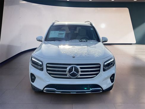 New 2026 Mercedes-Benz GLB 250 4MATIC image 5