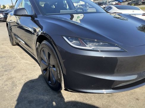 Used 2024 Tesla Model 3 Long Range image 70