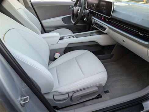 Used 2025 Hyundai Ioniq 6 SEL image 31