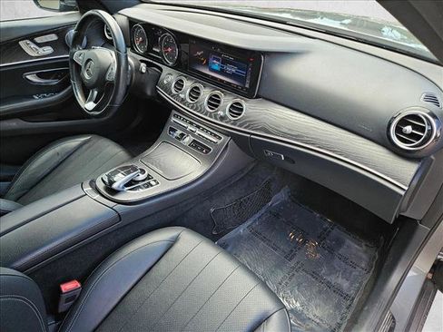Used 2018 Mercedes-Benz E 300 image 20
