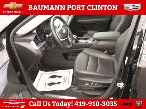 Used 2025 Cadillac XT5 Premium Luxury AWD/4WD image 19