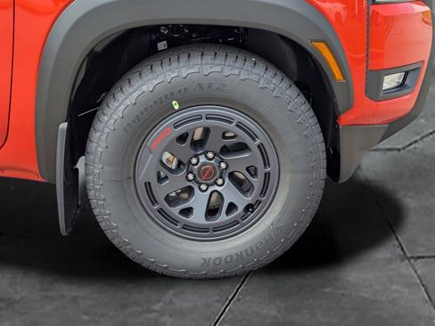 New 2025 Nissan Frontier Pro-X w/ Tow Package RWD image 11