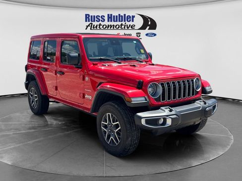 Used 2024 Jeep Wrangler Unlimited Sahara AWD/4WD image 9