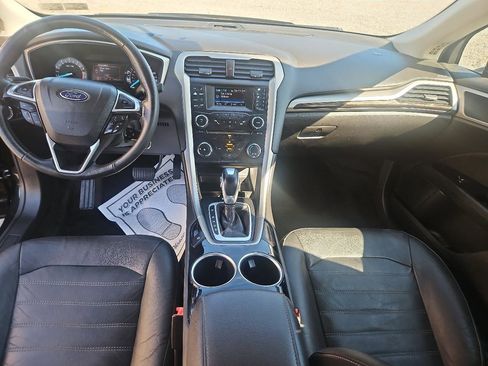 Used 2013 Ford Fusion SE FWD image 23