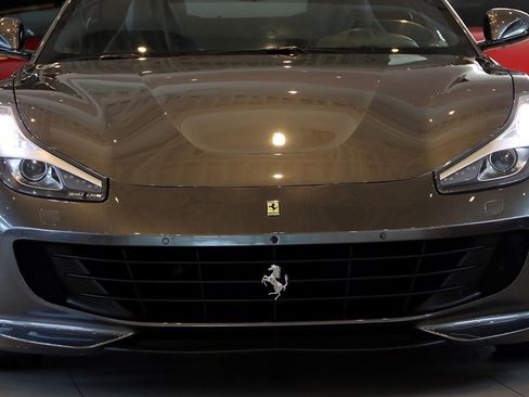 Certified 2017 Ferrari GTC4Lusso image 27