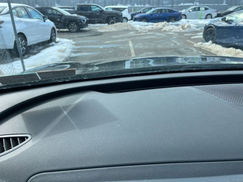 Used 2025 Kia Sportage LX image 33