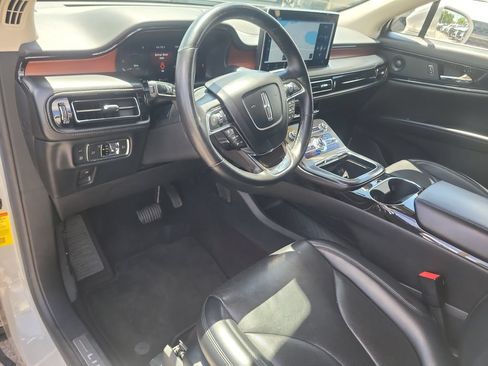 Used 2021 Lincoln Nautilus Reserve FWD image 16