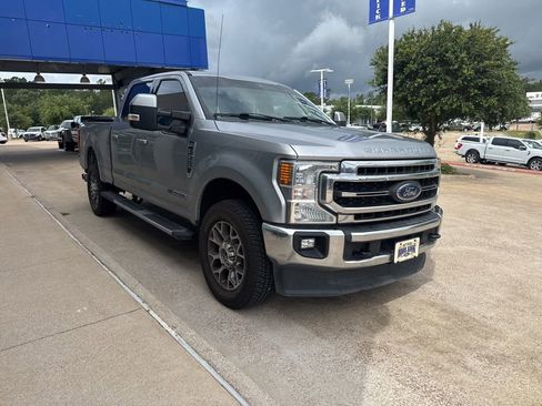 Used 2021 Ford F250 Lariat AWD/4WD image 2