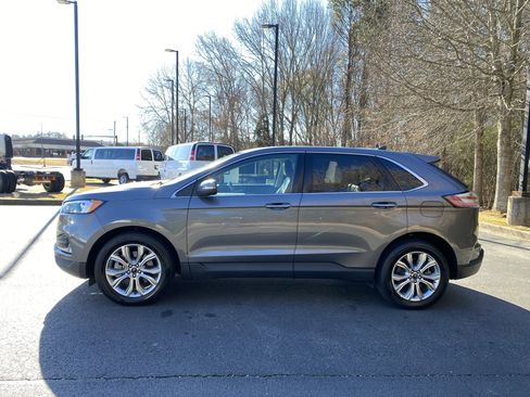 Used 2024 Ford Edge Titanium image 6