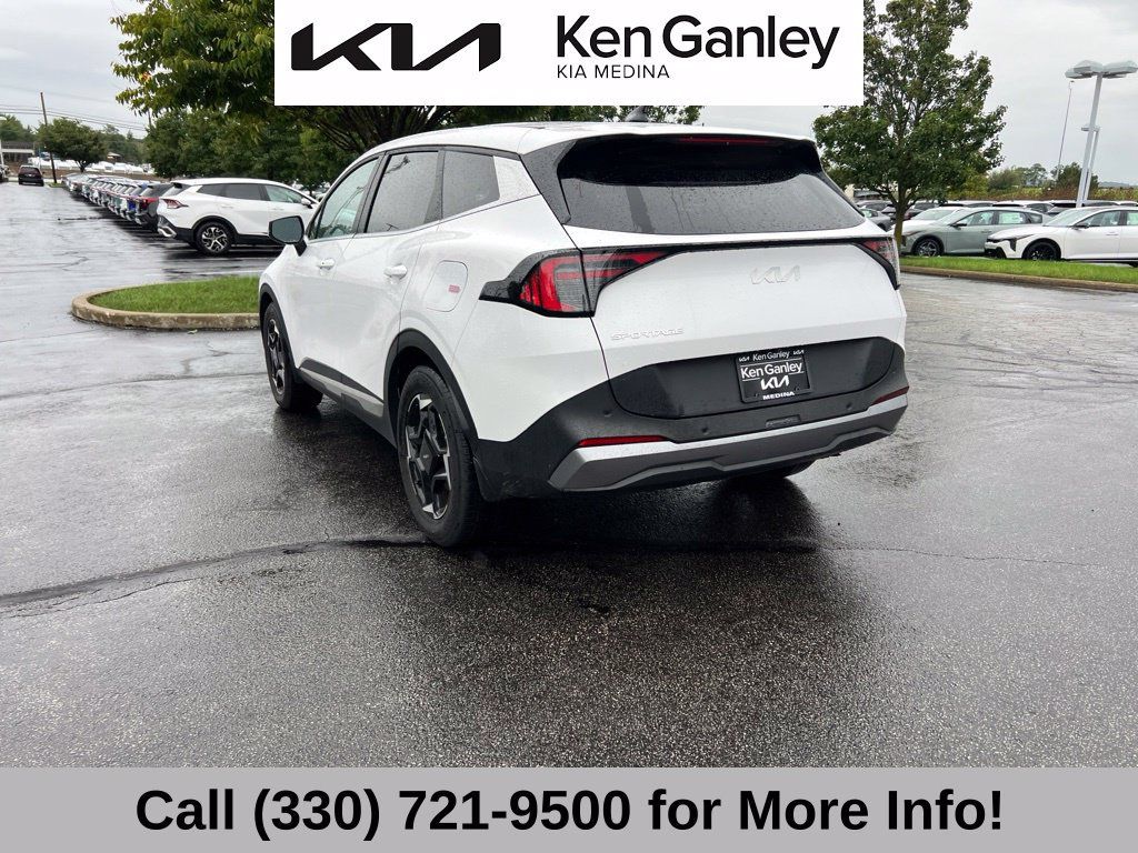 Certified 2026 Kia Sportage EX FWD image 14