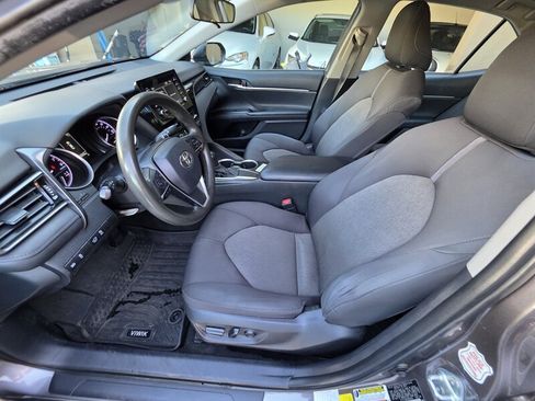 Used 2021 Toyota Camry LE FWD image 11