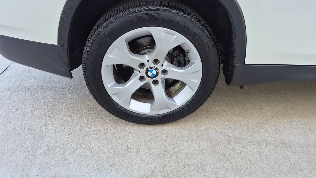 Used 2015 BMW X1 sDrive28i RWD image 18