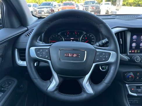 Used 2024 GMC Terrain SLT w/ Infotainment Package II AWD/4WD image 19
