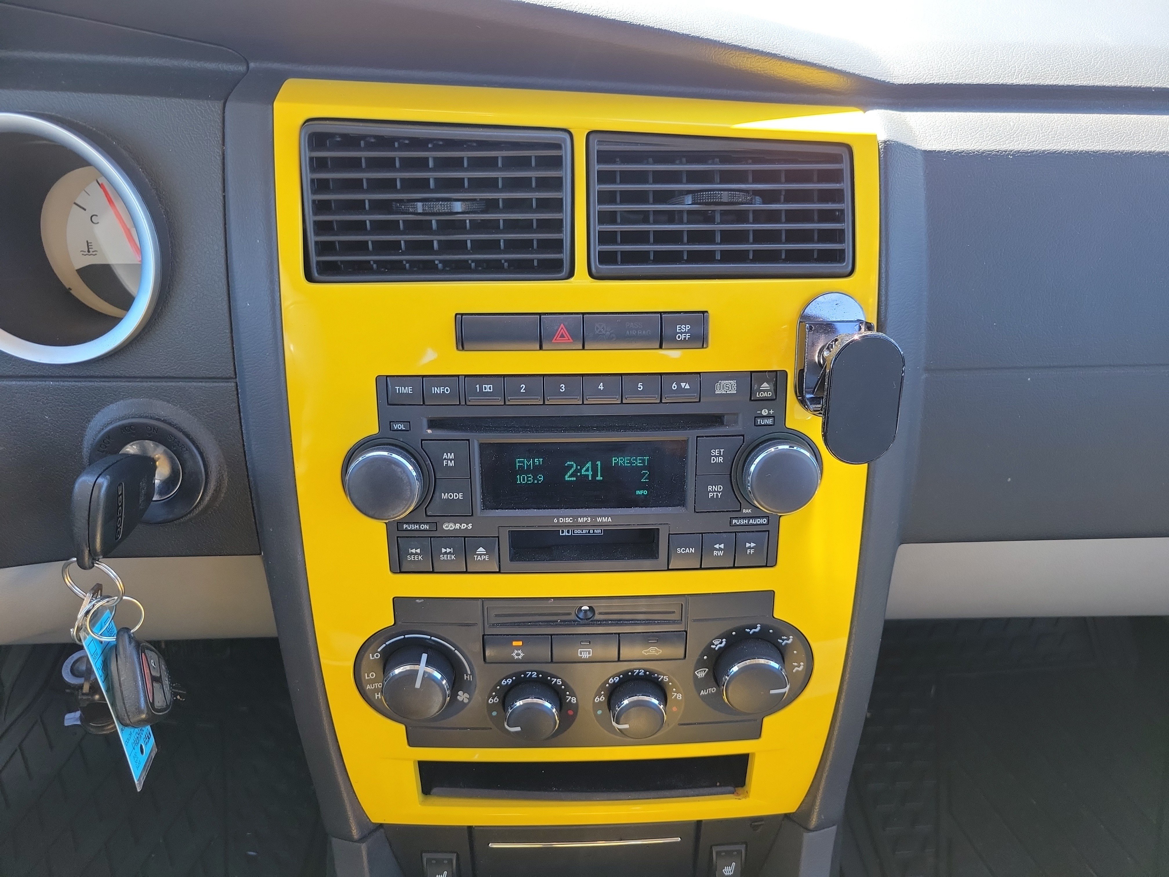 Used 2006 Dodge Charger R/T RWD image 14