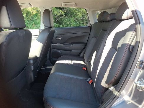 Used 2023 Mitsubishi Outlander Sport SE AWD/4WD image 10