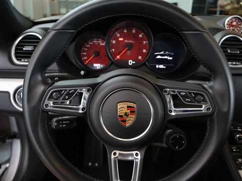 Used 2022 Porsche 718 Boxster RWD image 23