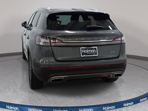 Used 2022 Lincoln Nautilus Reserve AWD/4WD image 6