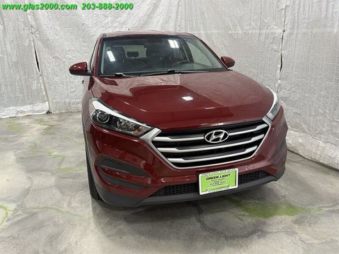 Used 2018 Hyundai Tucson SE AWD/4WD image 32