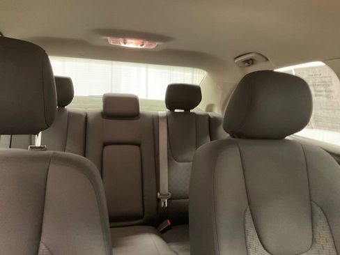 Used 2011 Ford Fusion SE image 27