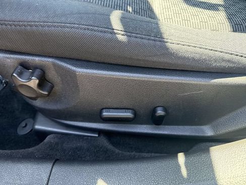Used 2012 Ford Fusion SE FWD image 12