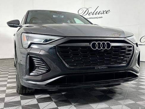 Used 2024 Audi Q8 e-tron Prestige w/ Prestige Package image 30