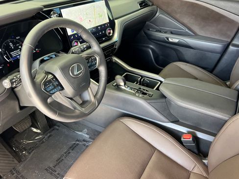 Used 2024 Lexus TX 350 AWD w/ Technology Package image 11