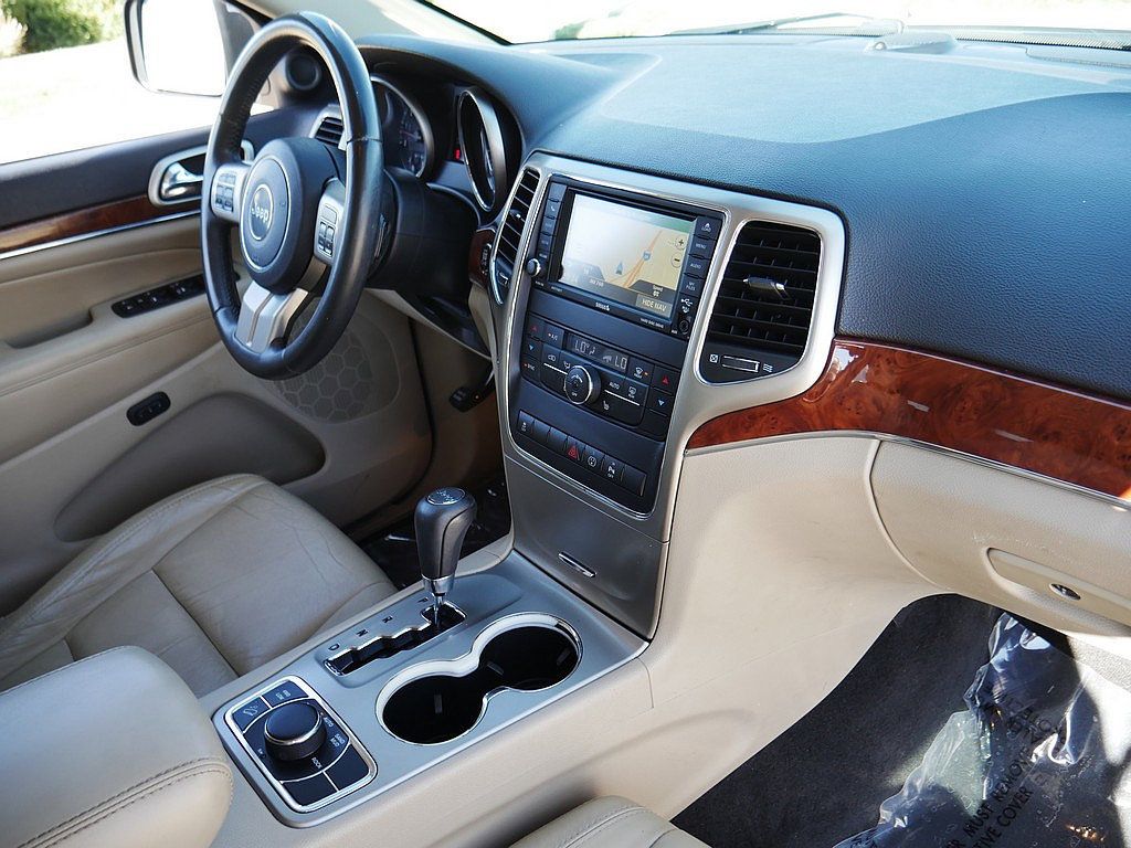 Used 2013 Jeep Grand Cherokee Limited AWD/4WD image 53
