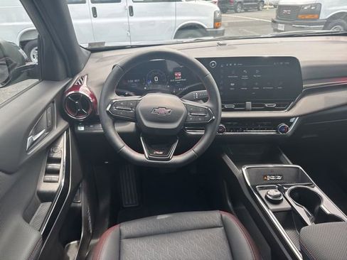 Used 2025 Chevrolet Equinox RS FWD image 5