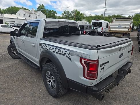 Certified 2017 Ford F150 Raptor w/ Equipment Group 802A Luxury AWD/4WD image 4