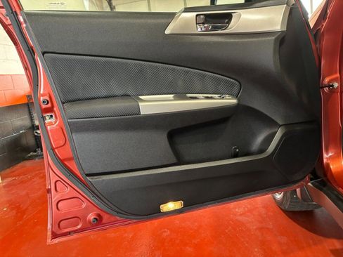 Used 2010 Subaru Forester 2.5X Premium image 27