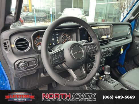 New 2026 Jeep Gladiator Sport AWD/4WD image 6