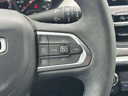 Used 2024 Jeep Compass Limited AWD/4WD image 23