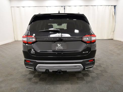 Used 2025 Honda Pilot Elite image 5